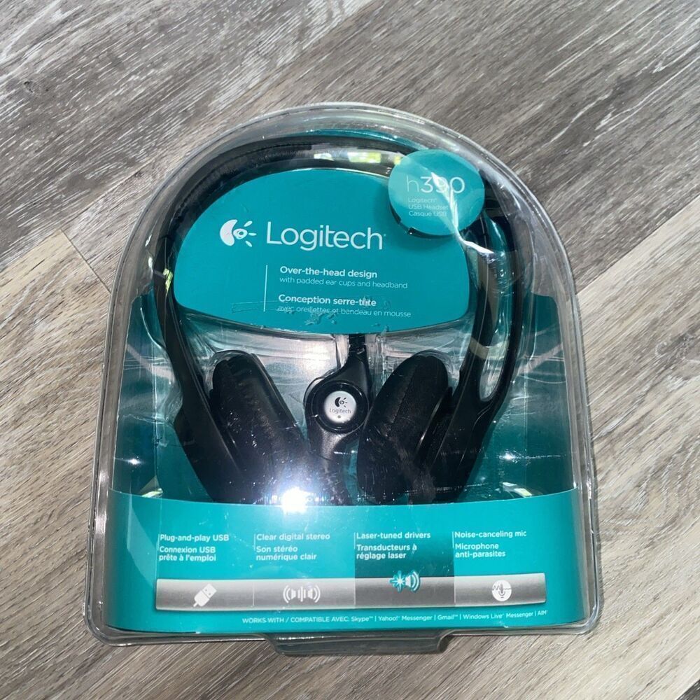 Logitech H390 USB Headset Black Over-the-Head Noise Canceling Mic Digital Stereo